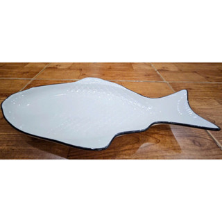 đĩa cá sứ dài 30cm trắng viền đen siêu đẹp