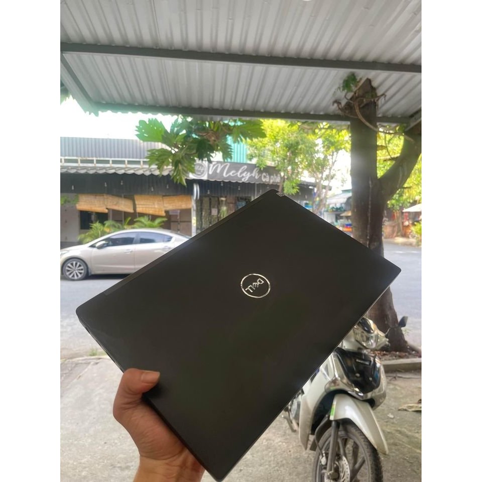 DELL 5480- I5-6200/ RAM 8G/ SSD 256G