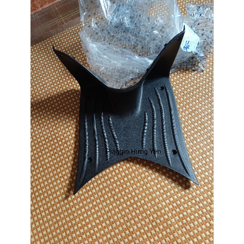 sàn trên liberty ABS, nhựa sàn trên để chân xe liberty đời mới iget ABS