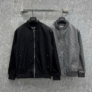  Áo khoác bomber gió nam nữ CD hoạ tiết vân chữ thổ cẩm chìm monogram bo ống chun sọc gân cao cấp AK53P 