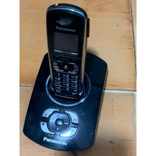 Điện thoại kéo dài Panasonic KX-TG8321.Màn hình màu hiện số gọi đến có loa ngoài .ghi âm