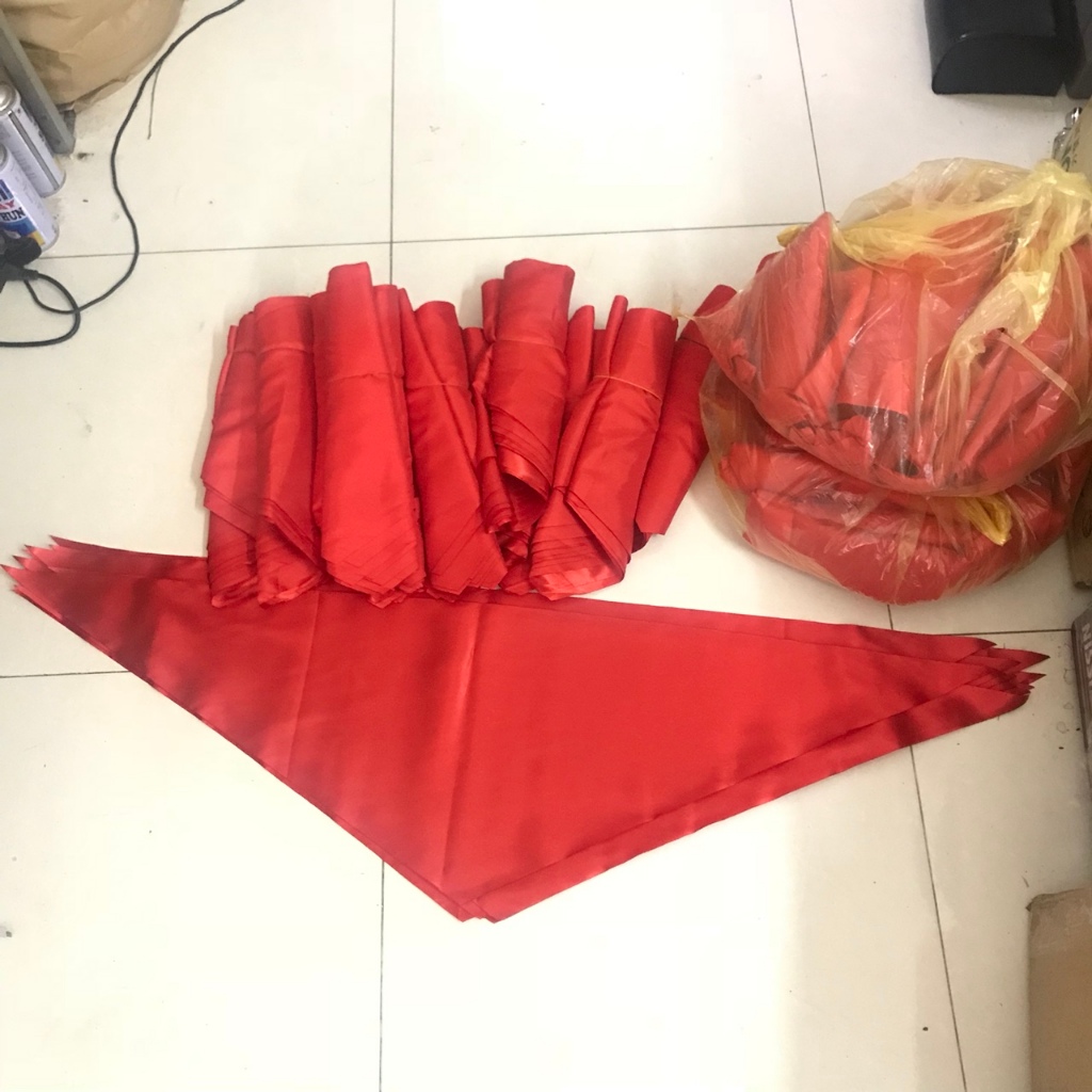 Khăn quàng học sinh vải phi bóng (phi 1m2)