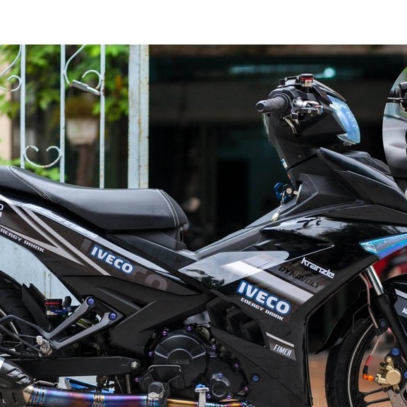 Tem trùm Exciter 150 IVECO DECAL 3A