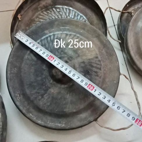 Công chiêng bằng đồng đường kính 25cm