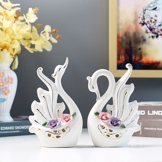 Cặp thiên nga gốm sứ trắng trí phong thủy