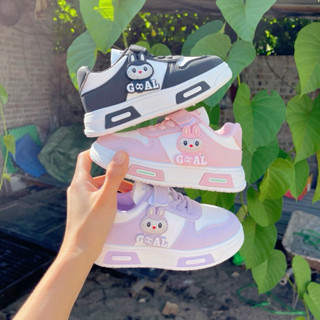 Giày bé trai bé gái hình labuubuu đi học dễ thương nhẹ mềm êm mã 1023 - Kid Sneaker Sport