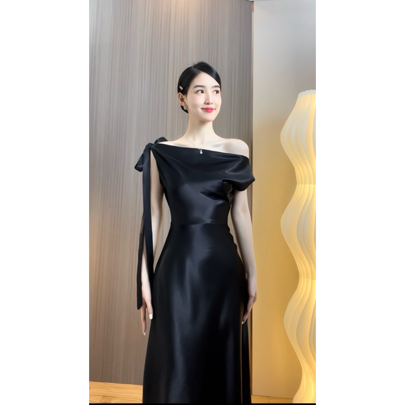 Đầm dự tiệc thiết kế trễ vai phối nơ chất lụa hàn Đầm dự tiệc sang trọng-lụa lệch vai | BigBuy360 - bigbuy360.vn