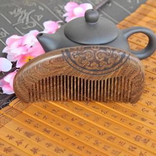 Lược gỗ đàn hương