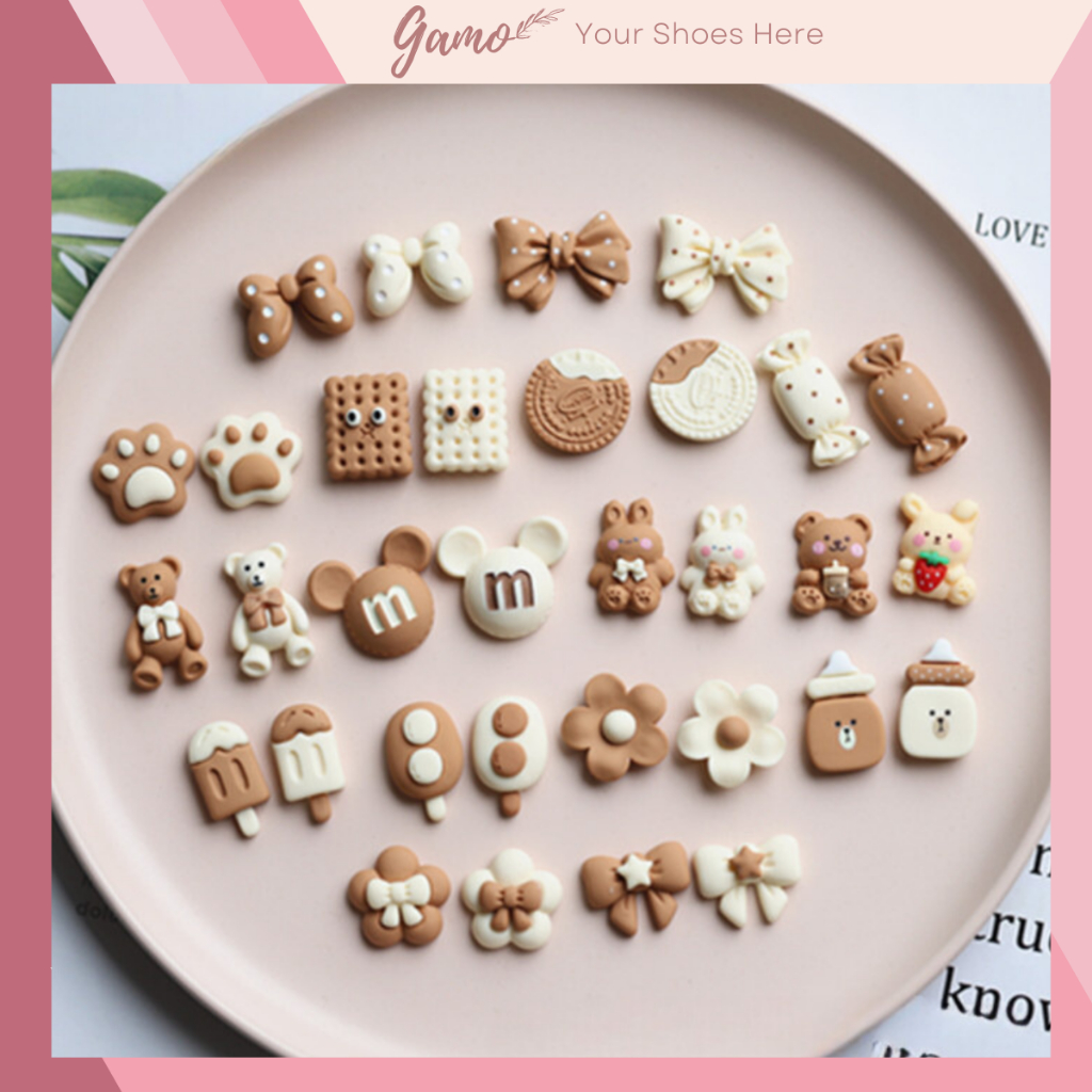 Sticker, Charm 3D chủ đề Kem nâu 35 bán lẻ DIY Gamo nhựa cứng gắn Dép Sục, Cá Sấu JB-250