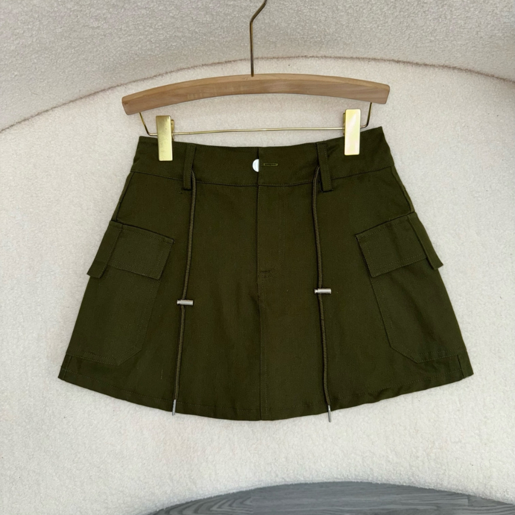 Chân Váy Ngắn Bigsize Nữ Chữ A Thiết Kế Túi Phối Dây Lưng Chất Vải Kaki Năng Động CV18 | BigBuy360 - bigbuy360.vn