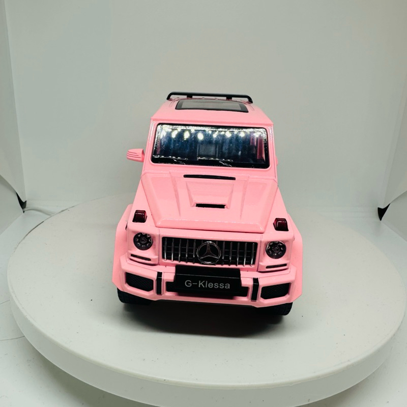 Mô hình xe Mercedes Benz G63 tỷ lệ 1/24