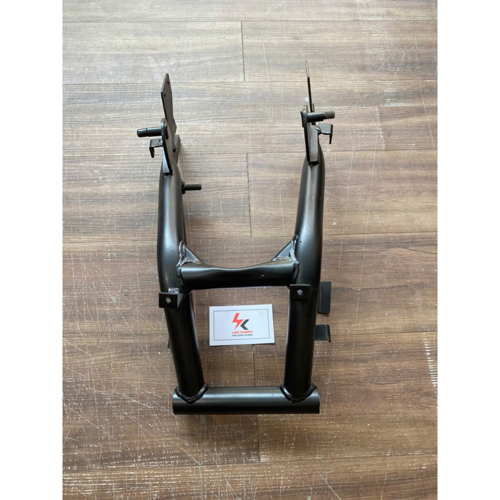 Càng sau xe điện Xmen 2 giảm sóc, Gắp zin sau xe điện Xmen 2 giảm sóc - hàng đẹp UMV CHÍNH HÃNG