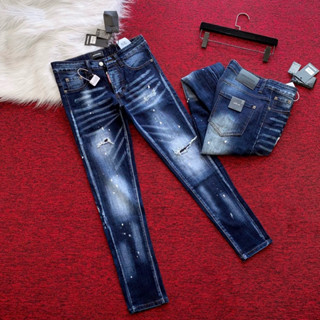 Quần jean bò nam Dsq2 đùi wash rách tua loang sóng màu đậm nhạt vảy sơn trắng xung quanh