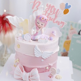 Bé gái ngồi tóc hồng bế mèo - Trang trí bánh sinh nhật, bánh kem, bánh gato