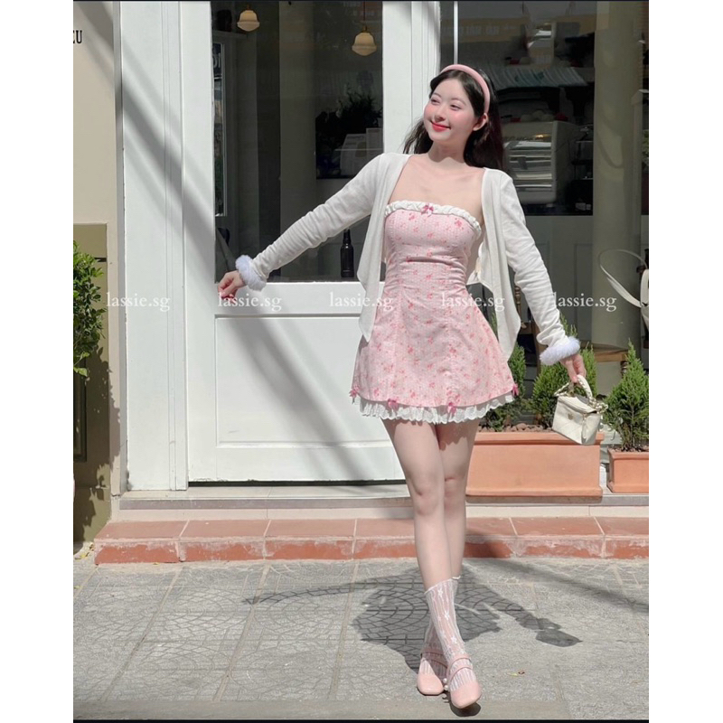 pass váy nhà Lassie có dây điều chỉnh