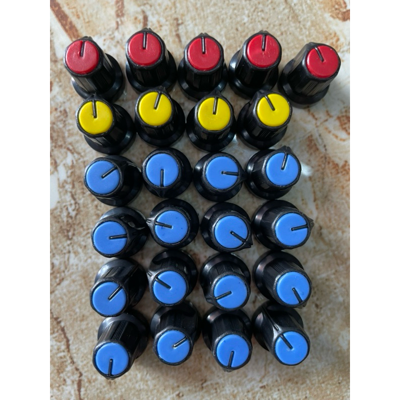 Bộ Núm Nhựa Gầy Cho Amply jarguar 203 iii