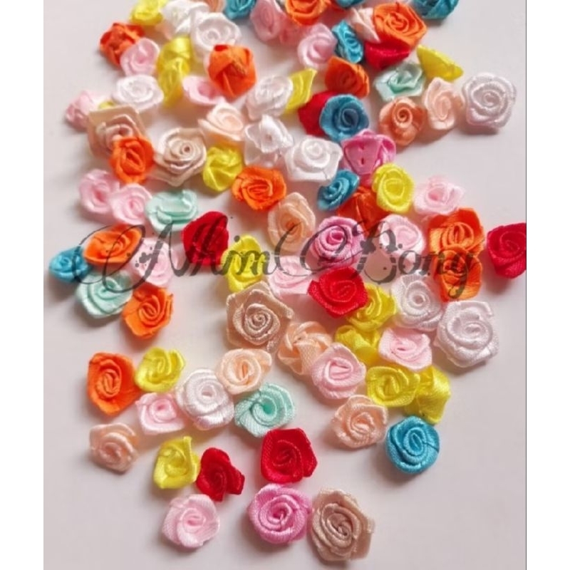 Set 100 hoa hồng lụa size 1cm (H62)