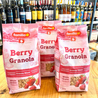 Ngũ cốc giòn nhiều vị hiệu Familia 500g Vị Dâu, Berry Granola, Strawberries & Raspberries