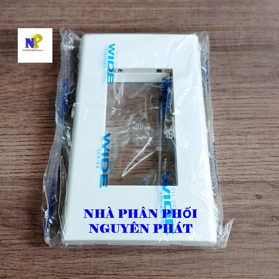 [PANASONIC] Mặt Dùng Cho 3 Thiết Bị Wide