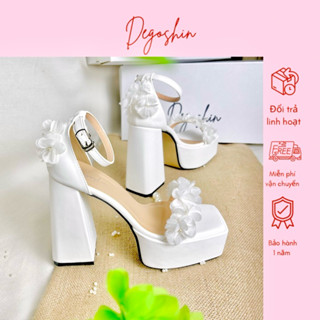 Giày cưới, giày sandal gót trụ cao 13p tôn dáng đính Hoa Tú Cầu thiết kế sang trọng bởi Degoshin.