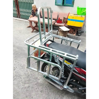 Giá Baga Chở Hàng có hai cánh bên — Bề rộng baga là 100cm ( mỗi cánh 24cm, thân giữa 52cm )