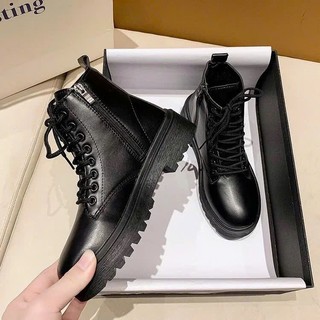 Boot da thắt dây dây buộc khoá cạnh