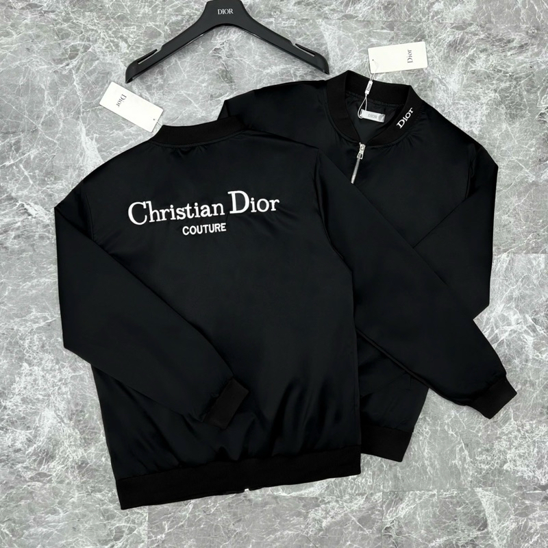 Áo khoác gió nam nữ CD viền cổ thêu chữ hãng lưng dệt chữ couture