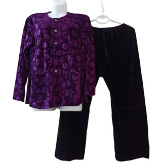 Bộ đồ nhung bà già, bộ áo nhung hoa quần nhung đen