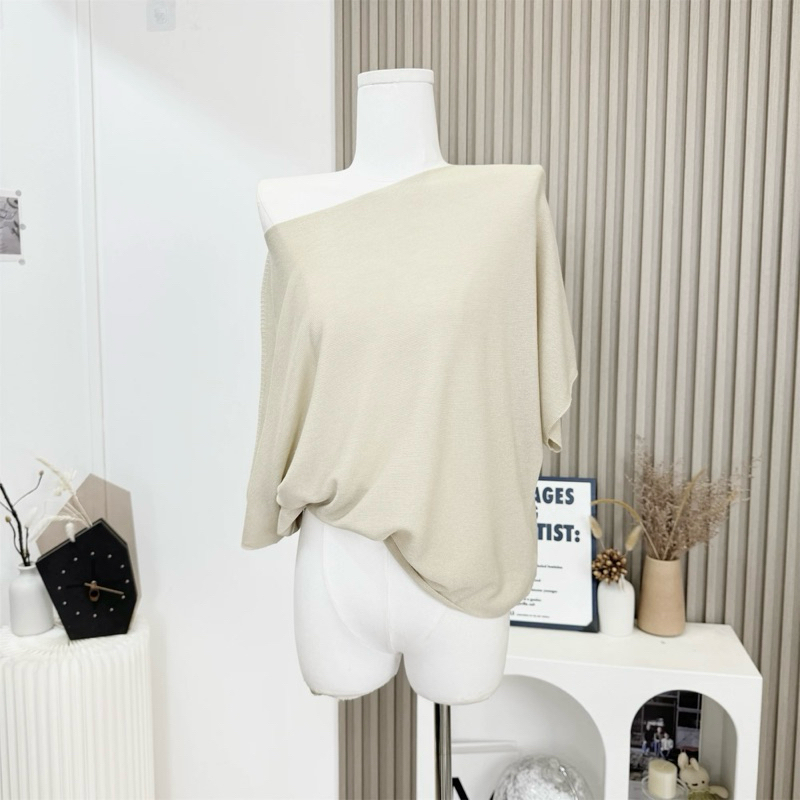 ÁO THUN NỮ DÁNG RỘNG LỆCH VAI CỘC TAY JUSTDUN T42 KENCO CLOTHING SÀI GÒN M184 | BigBuy360 - bigbuy360.vn