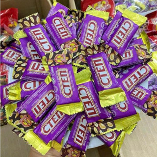 Kẹo socola STEP TÍM caramen giòn với đậu phộng và hạnh nhân rang nghiền