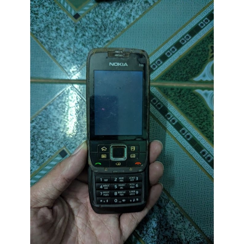 Xác điện thoại Nokia E66 như ảnh