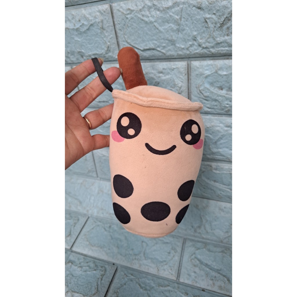 Ly trà sữa nhồi bông Hillway có in quảng cáo