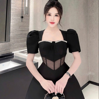 Váy cúp tay bồng eo trong