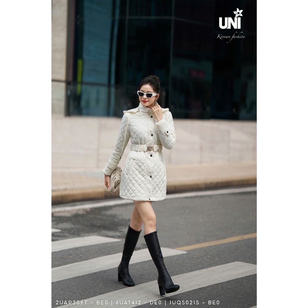 Áo Phao Nữ UNIVTH Trần Trám Dáng Dài Có Mũ Kèm Đai Cao Cấp 2UAP309T - UNI KOREAN FASHION