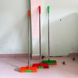  Cây Chổi nhựa chà sàn thân inox đầu bàn chải lông cứng dể dàng chà sạch vết ố sân nhà vệ sinh 