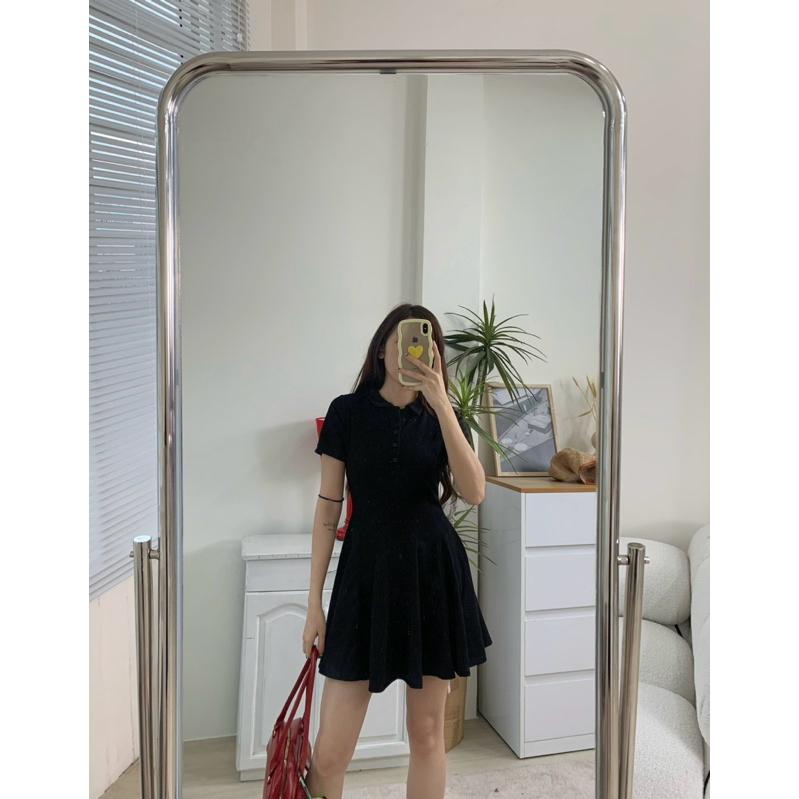 Đầm polo dáng bồng xoè tay ngắn 2 lớp dày dặn, hack dáng trẻ trung năng động. | BigBuy360 - bigbuy360.vn