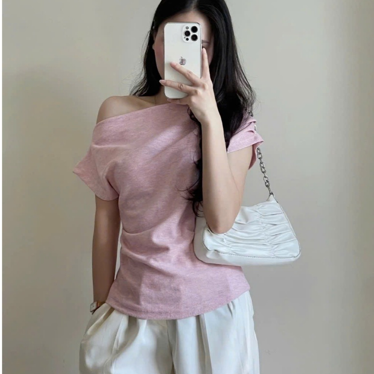 Áo thun nữ lệch vai xếp ly cánh rơi sườn nhún eo điệu đà form vừa chất vải lông thỏ cao cấp A383 SUTANO | BigBuy360 - bigbuy360.vn