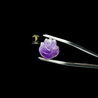 Hồ Ly Thạch Anh Tím, Garnet tự nhiên