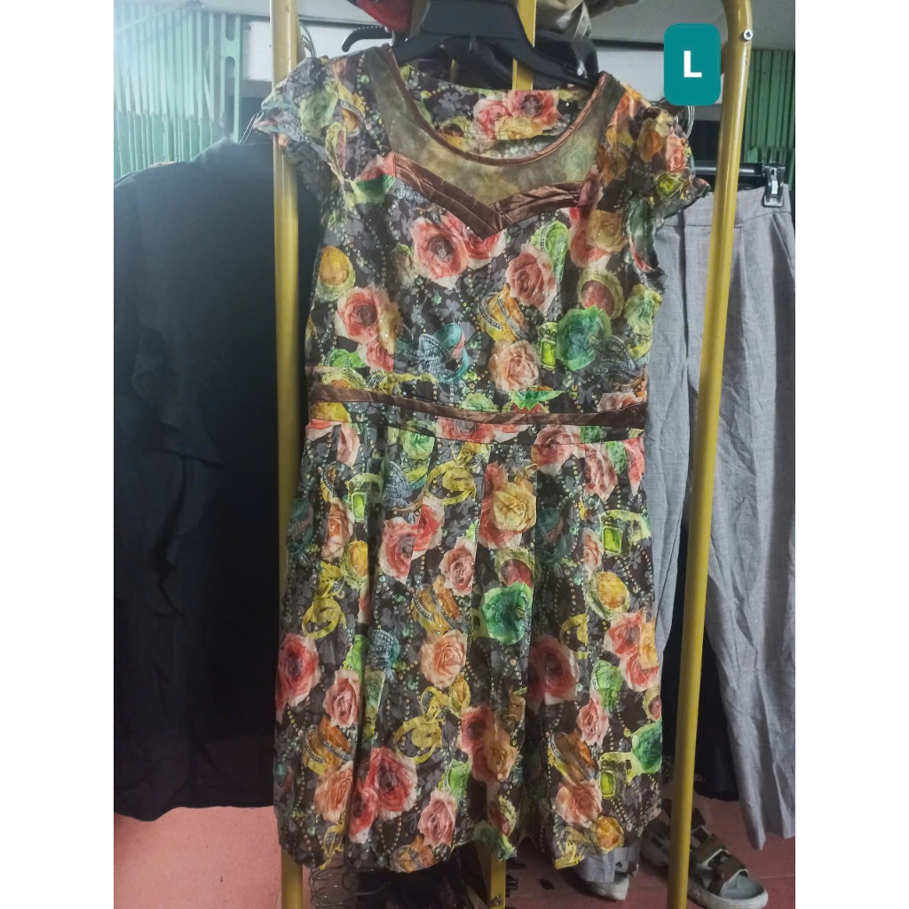 áo đầm hoa hoạ tiết L MS46