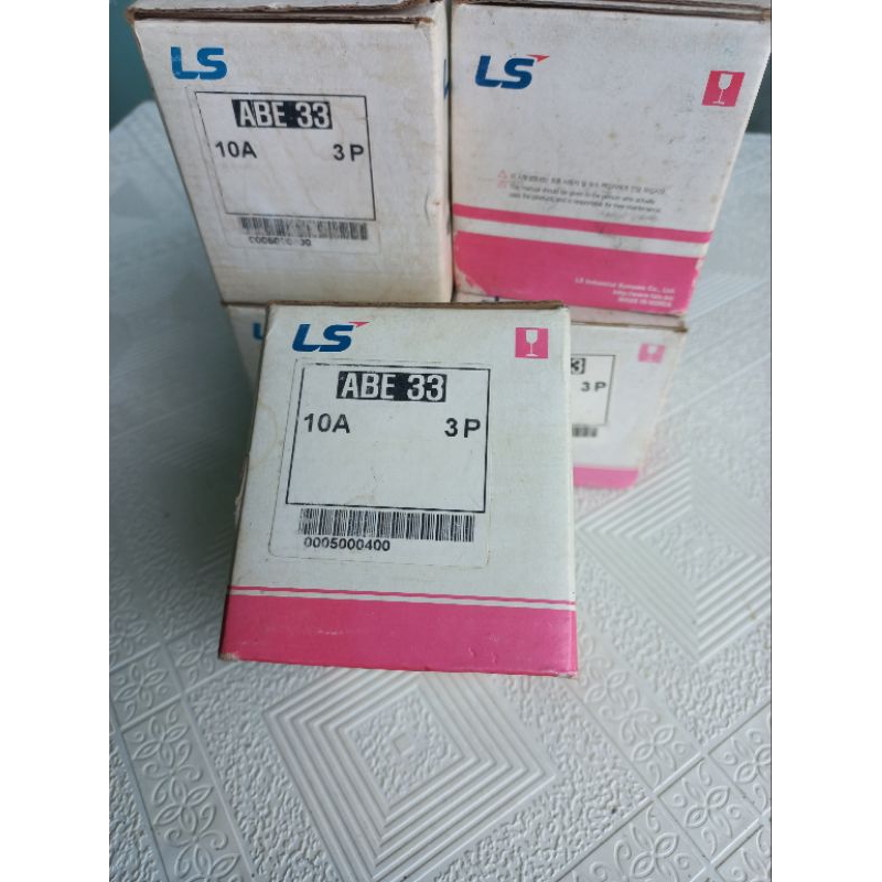 Cầu dao MCCB 3p 10A-15A LS ( hàng tồn kho)