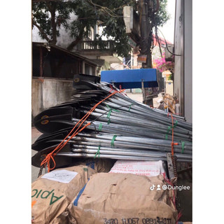 Xẻng nhọn cán típ sắt