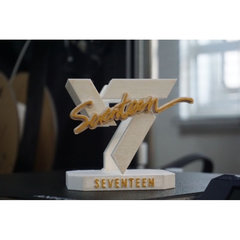 Đế trưng bày Lightstick Seventeen
