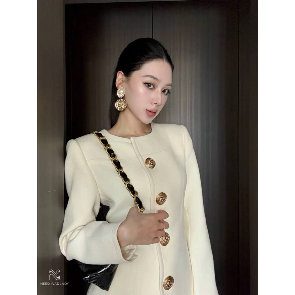 N2705 Bộ Đồ Vải Chéo Áo Dài Tay Và Quần Short Tone Kem - Need Official