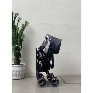 XE ĐẨY COMBI NEYO COMPACT 2 cas (cozy light compact)