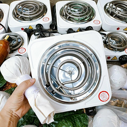 Combo bếp hơ lá trầu kèm cây chườm muối thảo dược cho mẹ và bé sau sinh