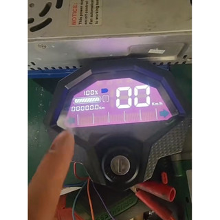 đồng hồ điện tử lắp xmen 60vôn