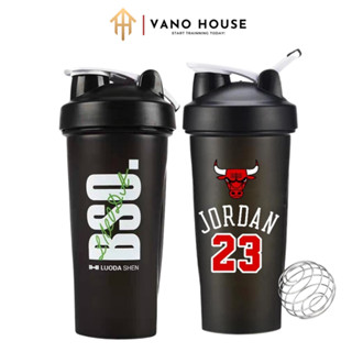 Bình Nước Tập Gym Thể Thao Vano House Có Con Lắc Lò Xò Tiện Lợi 750ML