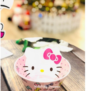 Tô nhú HelloKitty Doreamon
