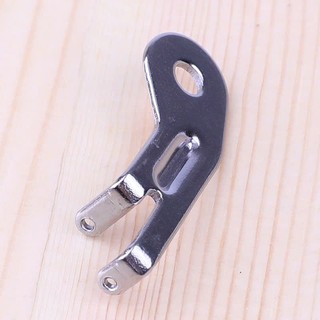 Dẫn chỉ mỏ móc vắt sổ KJ68 dùng cho máy vắt sổ 4 chỉ 747 sirubar(giá 1 cái)