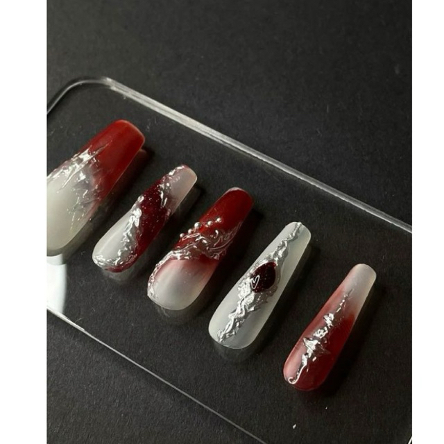 móng giả_nail box móng thiết kế phong cánh cổ điển